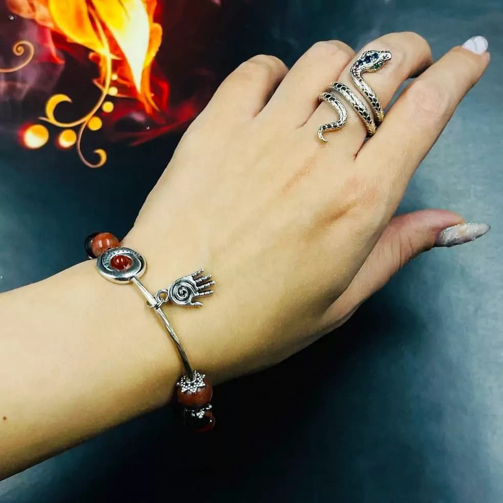 Браслет «Рука защиты»